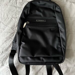 Small Black Hedgren Backpack